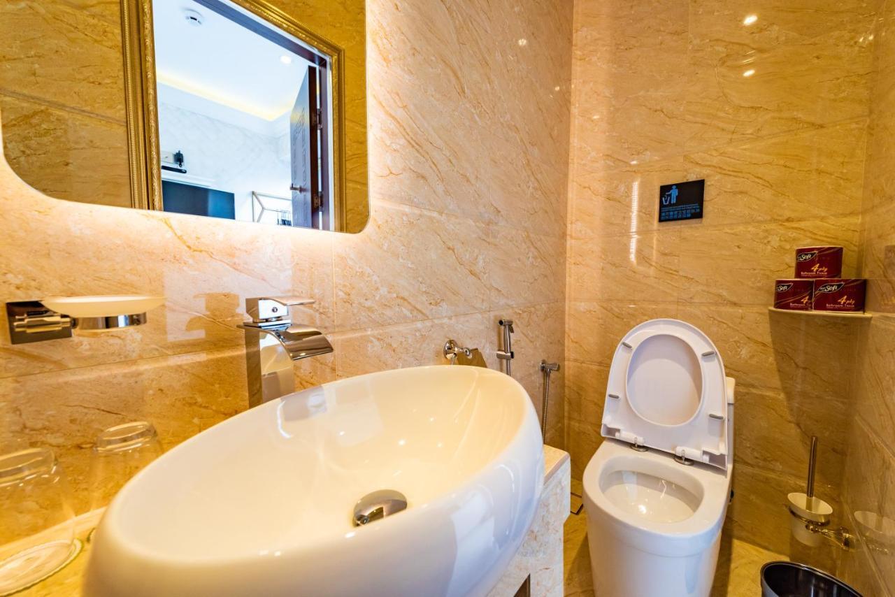Cj Residence - Opposite Public Bank Centre Point โกตาคินาบาลู ภายนอก รูปภาพ