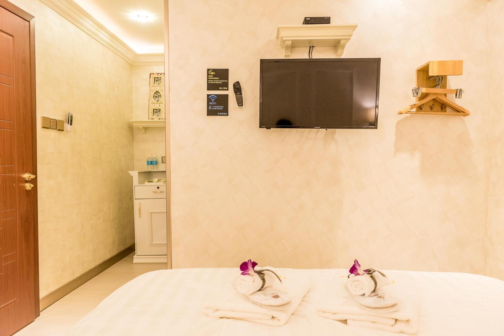 Cj Residence - Opposite Public Bank Centre Point โกตาคินาบาลู ภายนอก รูปภาพ